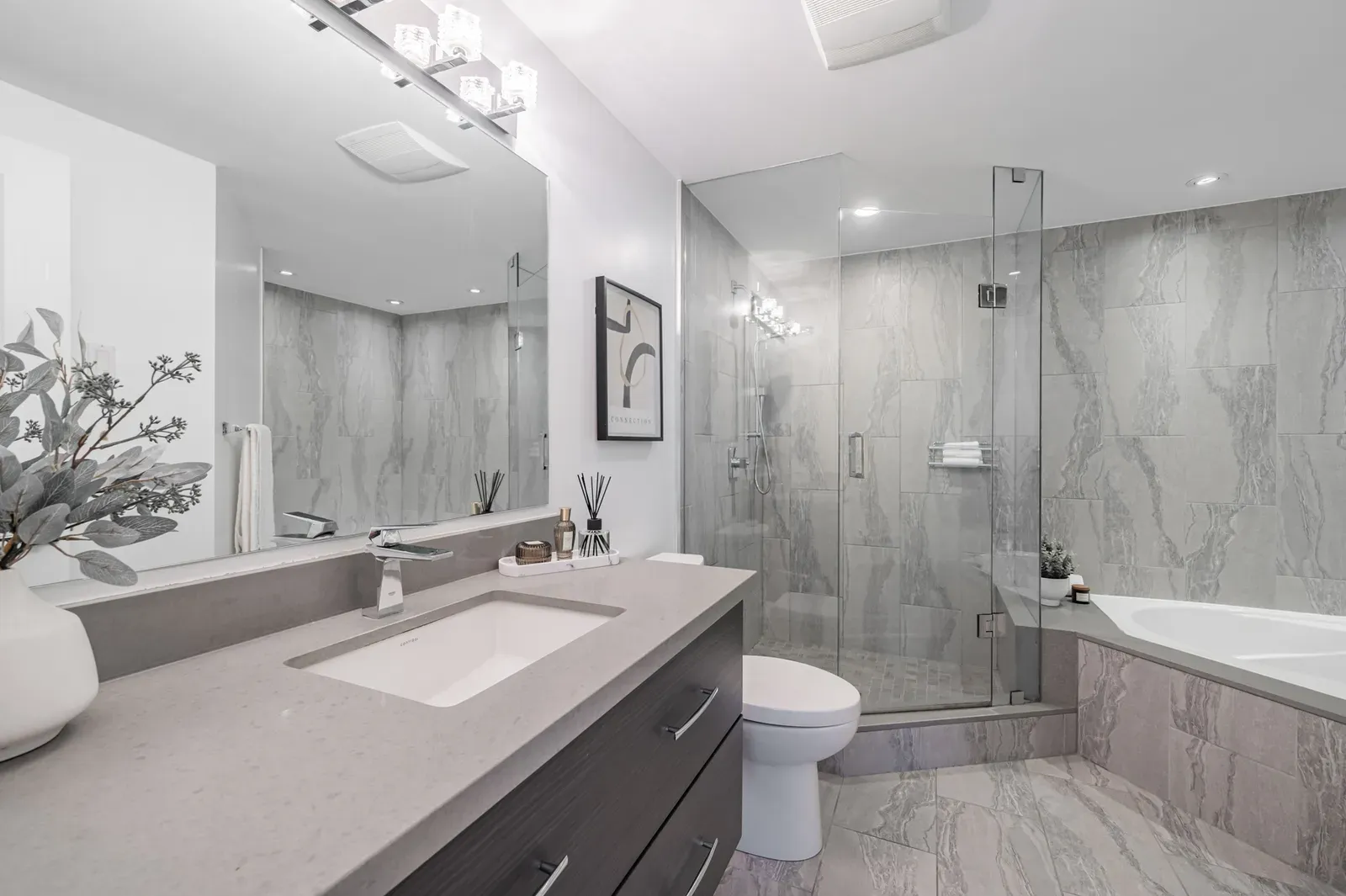 condo staging service
