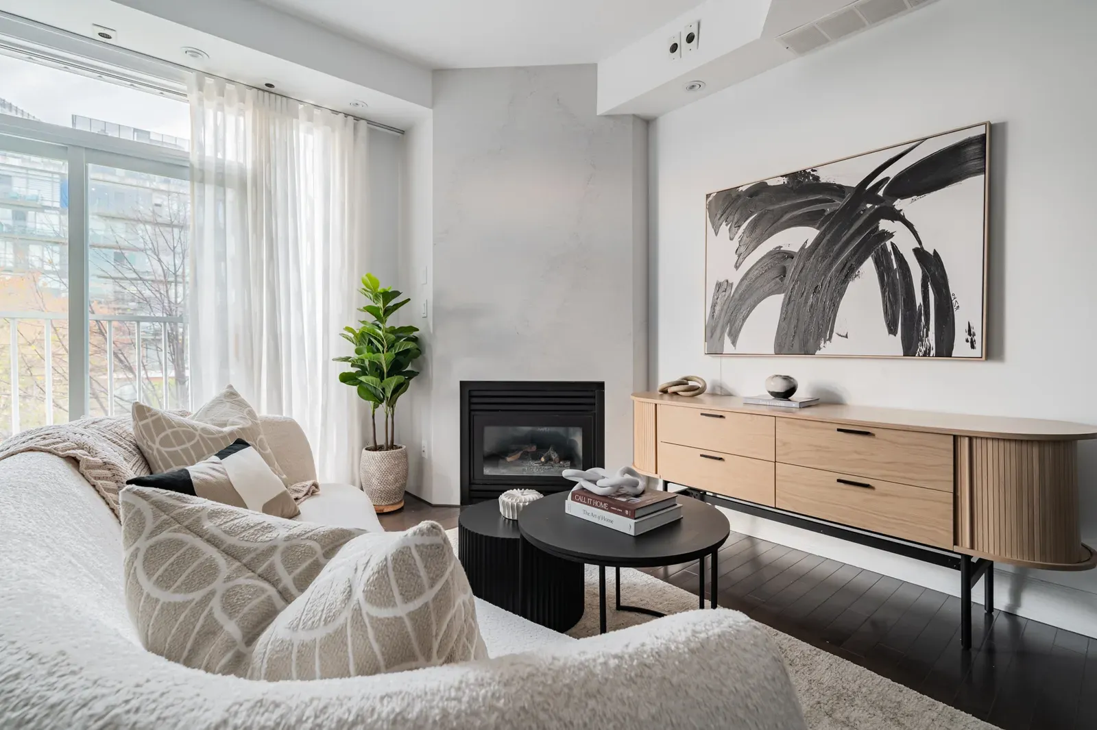 condo staging service