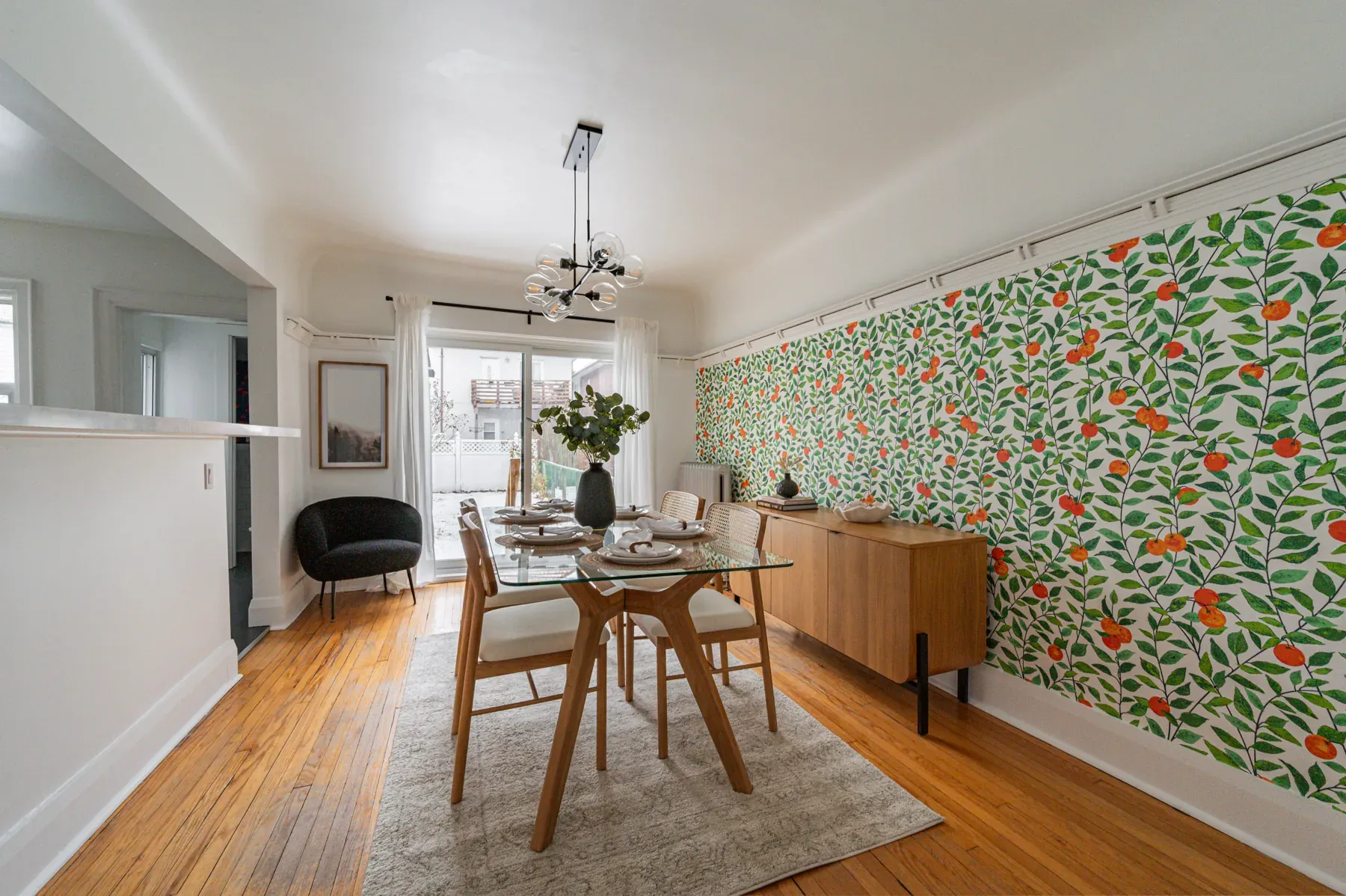 Dining Staging