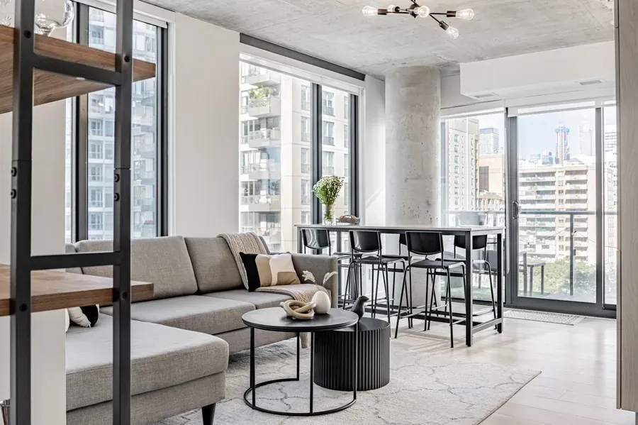 Corner Suite